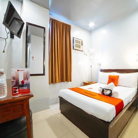 Reddoorz Plus @ Tayuman Manila Exterior foto